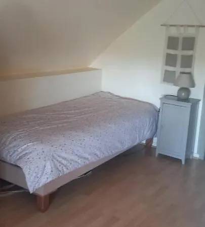 Les Grands Bois A Bousse ベッド・アンド・ブレックファスト *